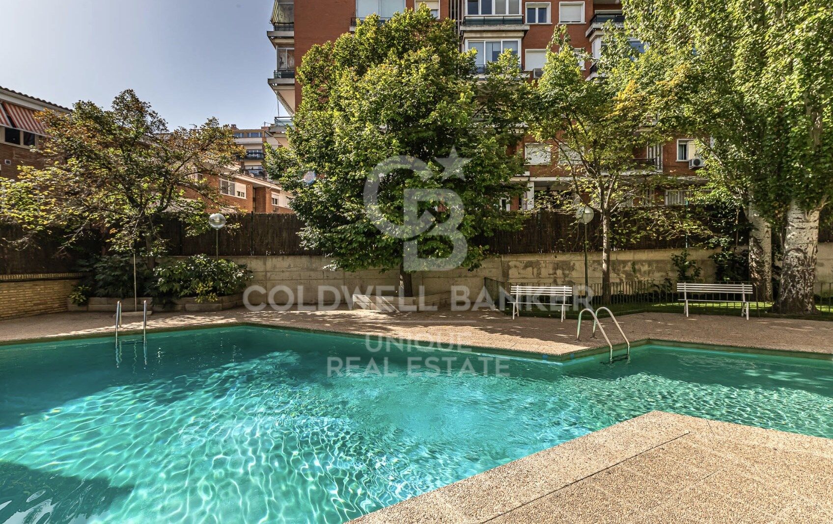 4-bedroom apartment with garage and swimming pool in Moncloa-Aravaca