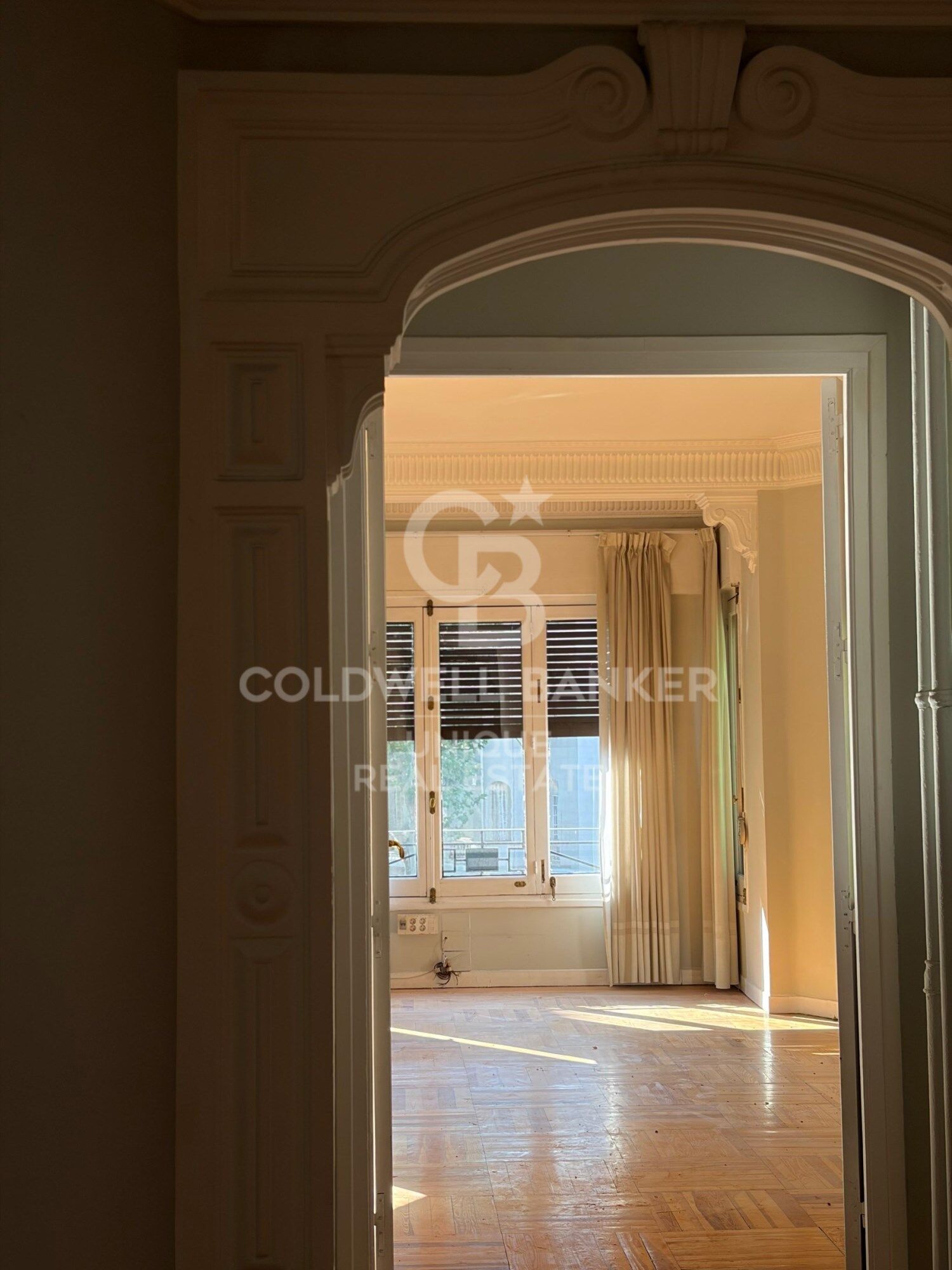 Flat 4 Bedrooms Sale Madrid