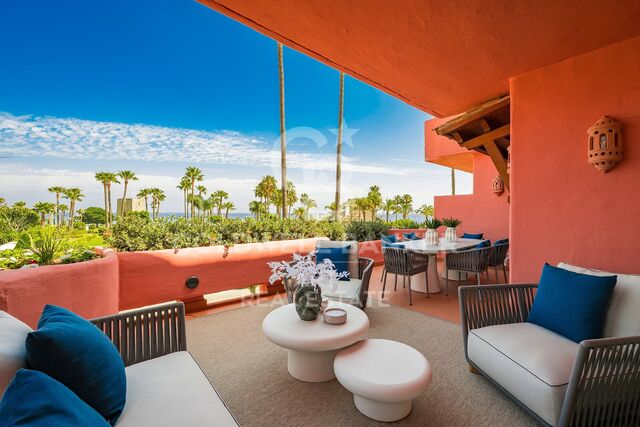 Exclusive Renovated Three-Bedroom Apartment in Cabo Bermejo