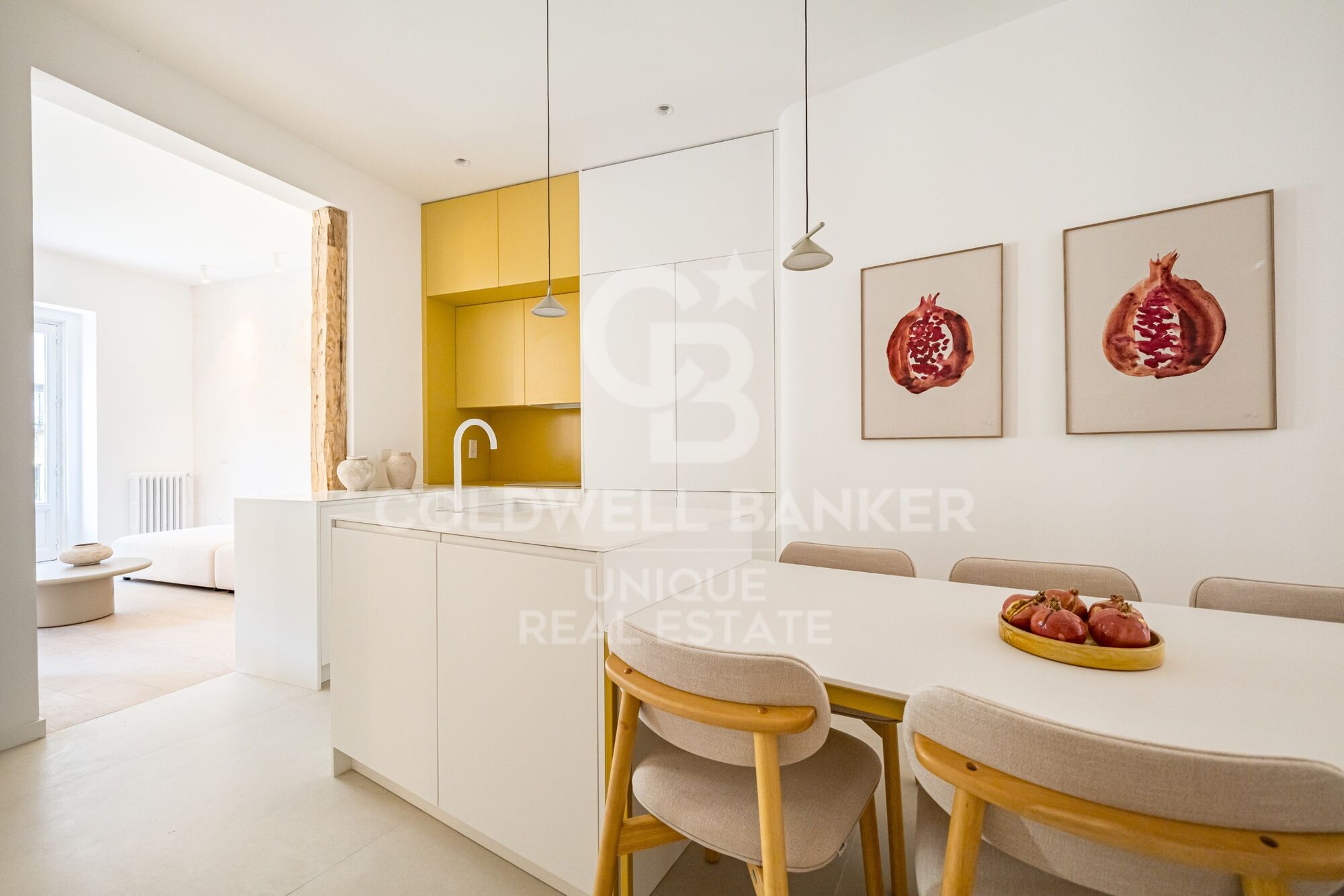 3-bedroom loft flat in Justicia