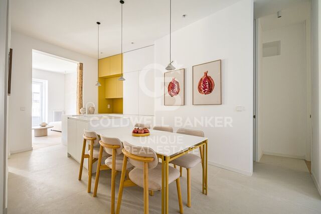 3-bedroom loft flat in Justicia
