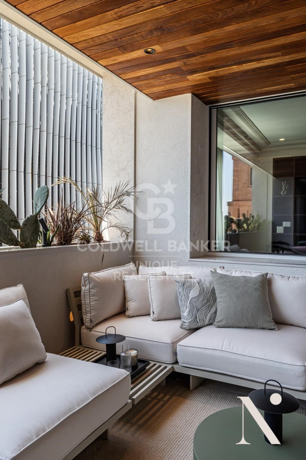 Apartment with 5 bedrooms and terrace in Serrano