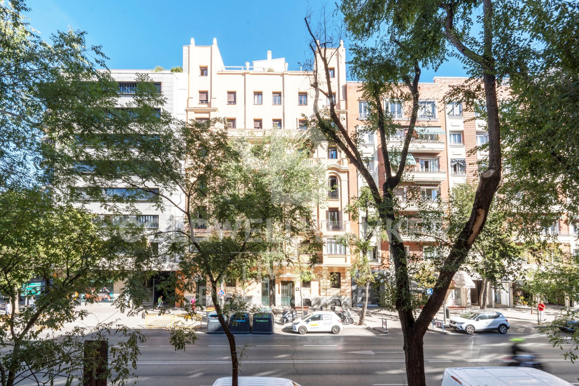 Flat 2 Bedrooms Sale Madrid