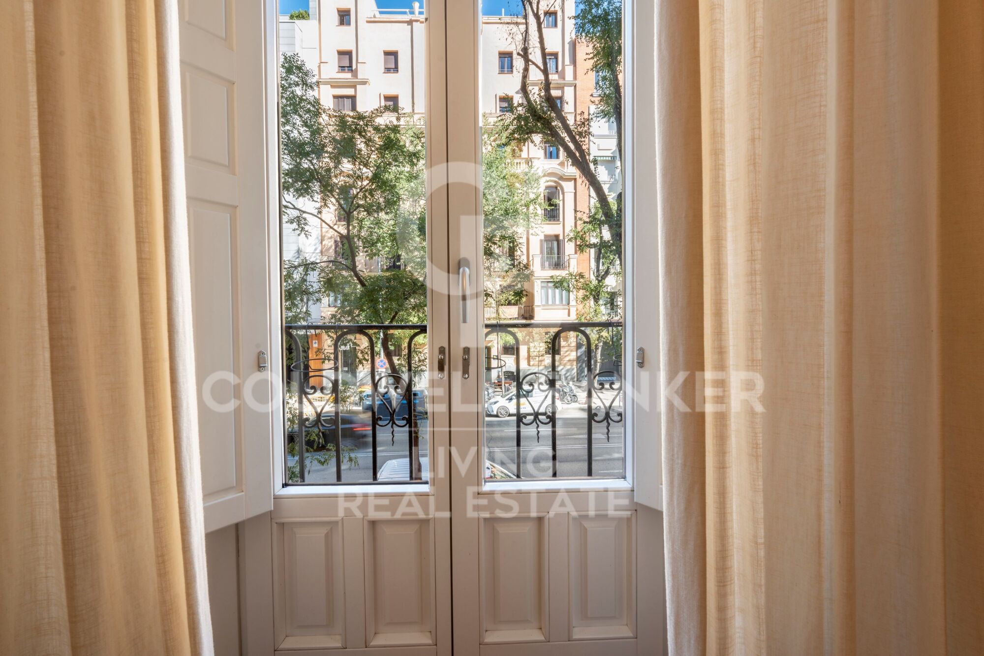 Flat 2 Bedrooms Sale Madrid