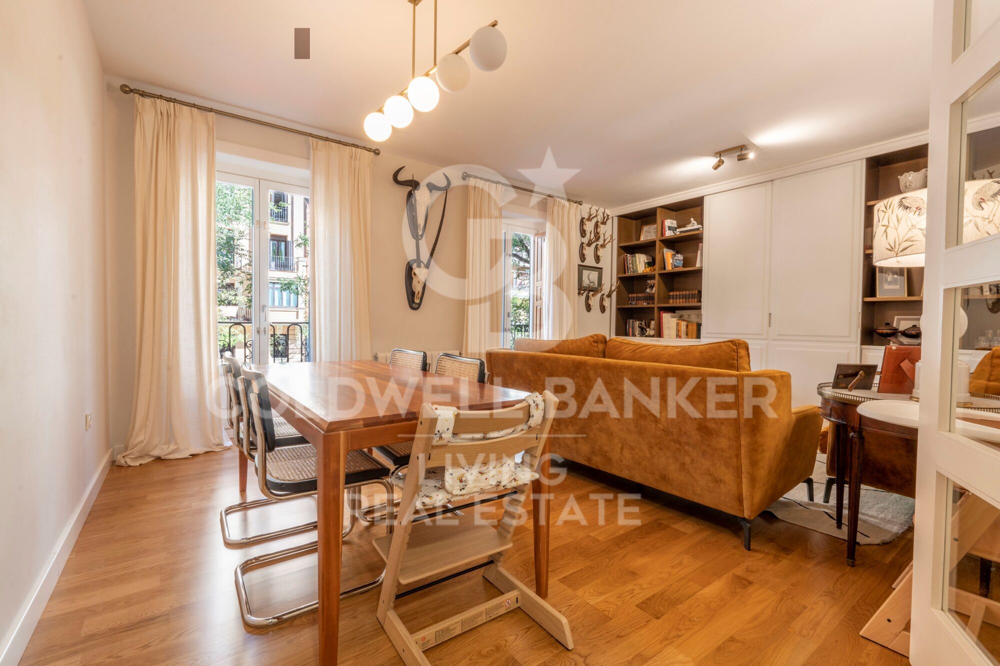 Flat 2 Bedrooms Sale Madrid