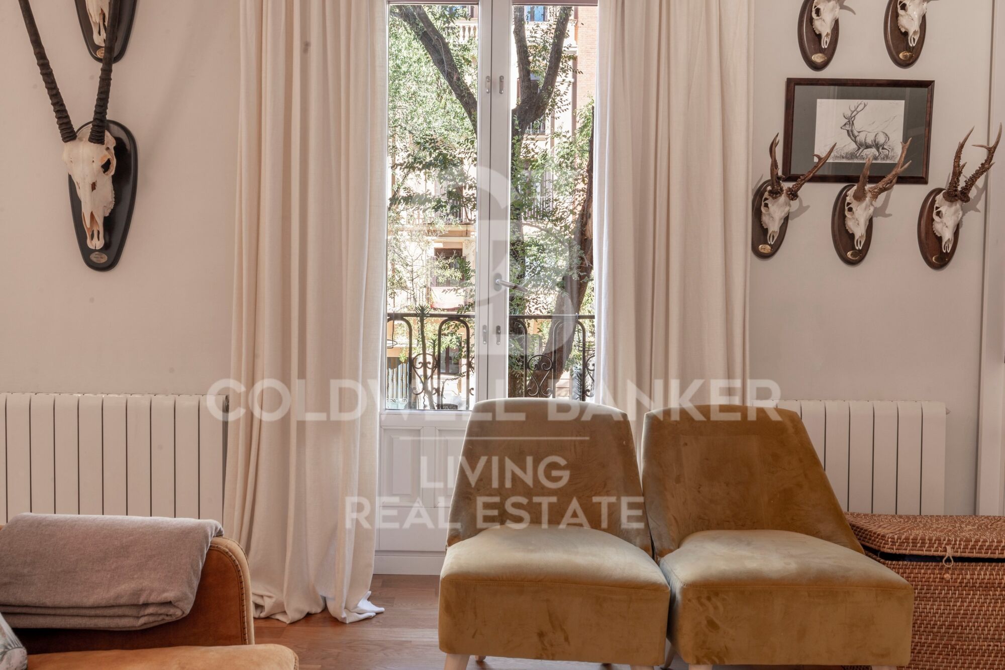 Flat 2 Bedrooms Sale Madrid