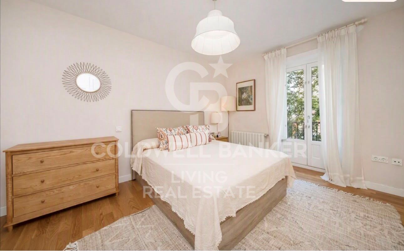 Flat 2 Bedrooms Sale Madrid