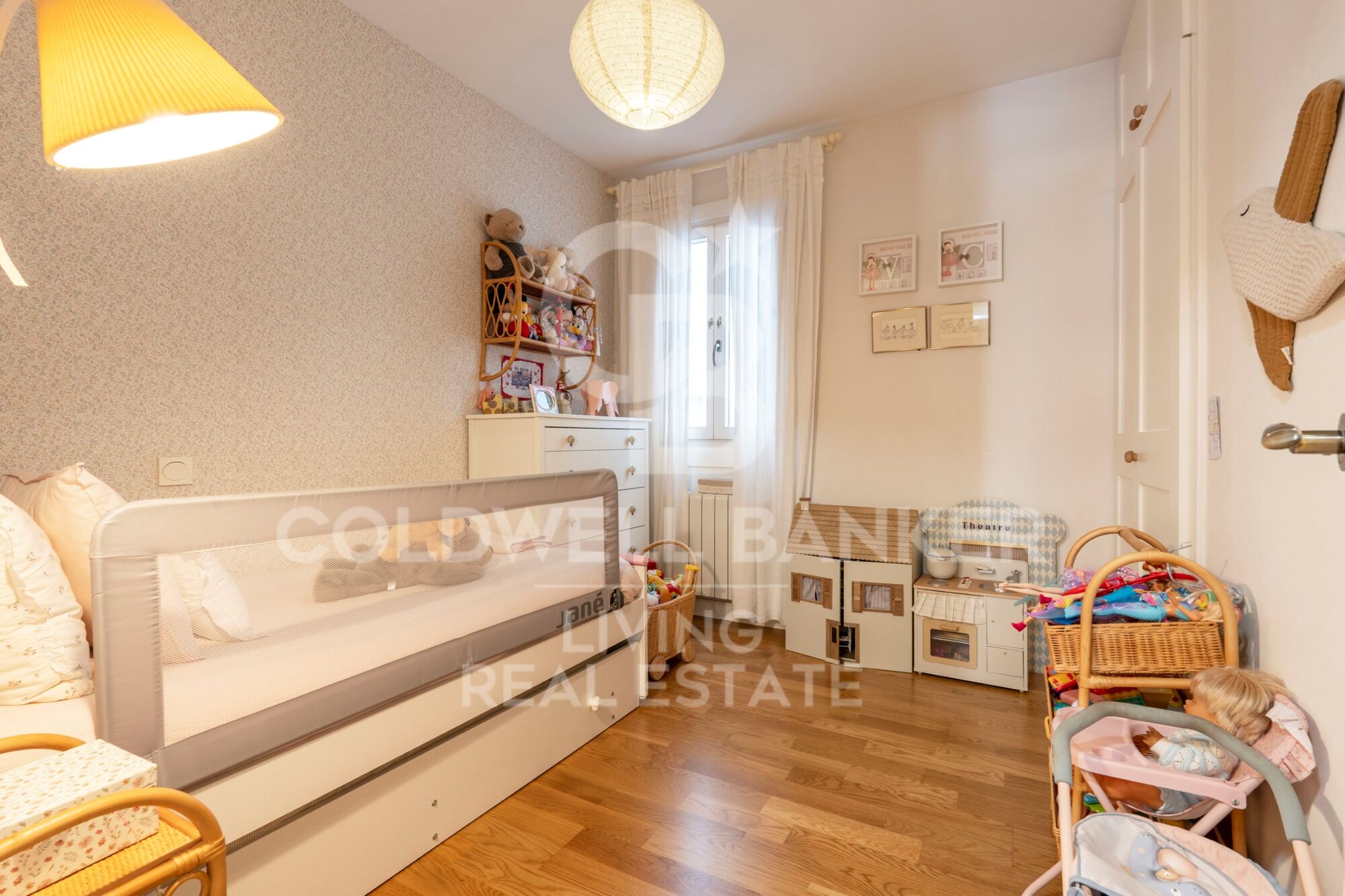 Flat 2 Bedrooms Sale Madrid