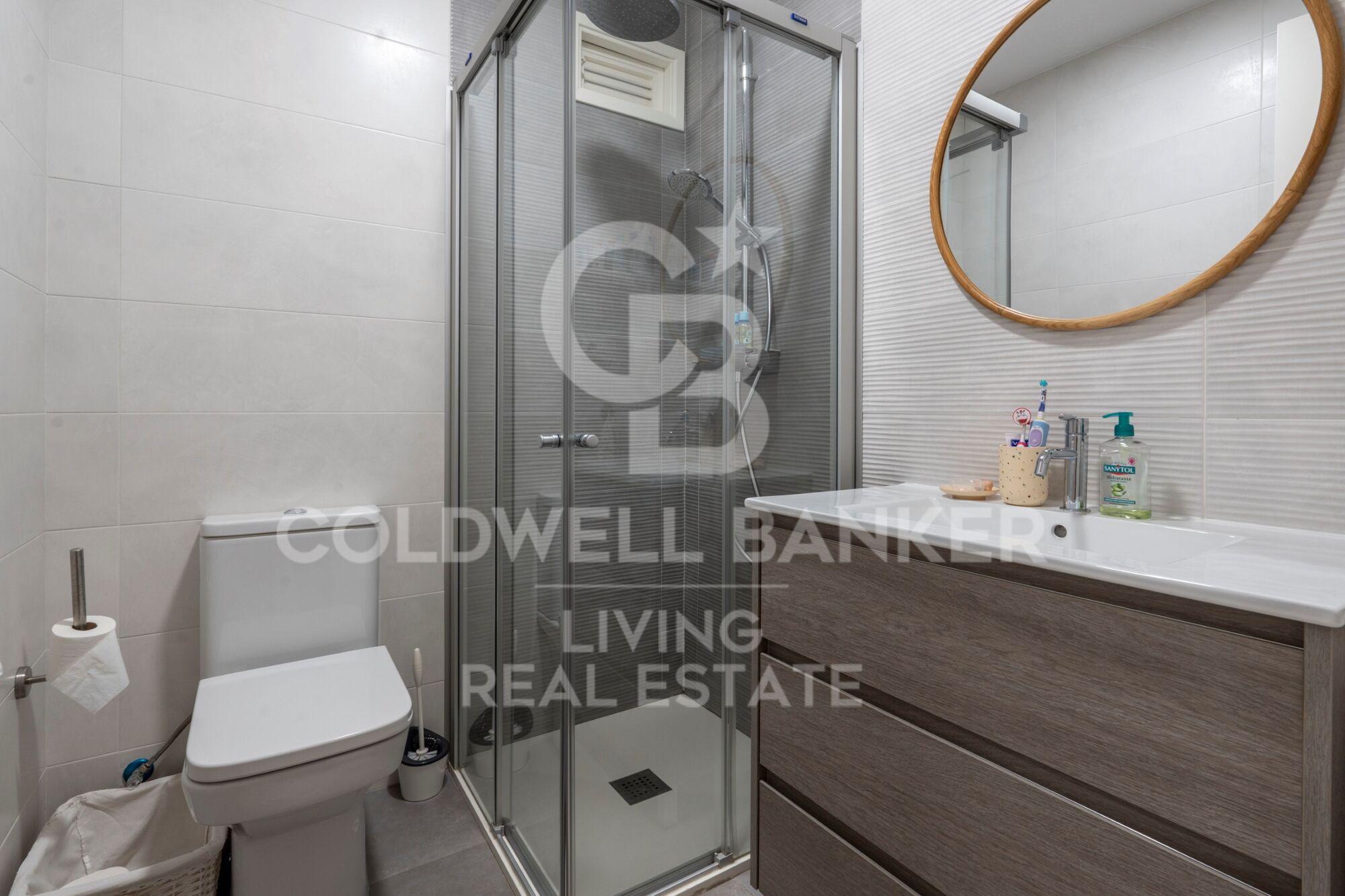 Flat 2 Bedrooms Sale Madrid