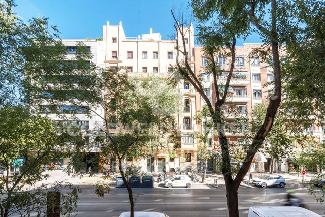 Flat 2 Bedrooms Sale Madrid