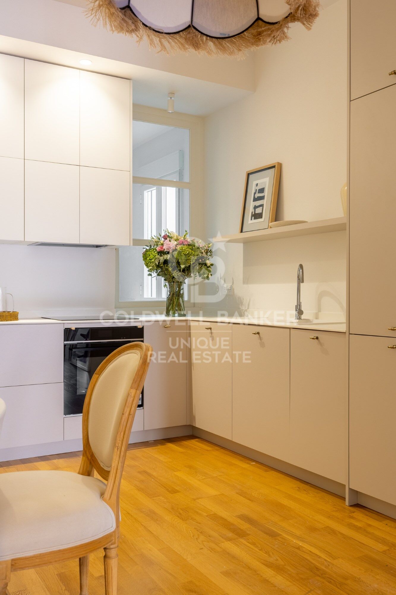 Classic Elegance in the Heart of Justicia, Madrid