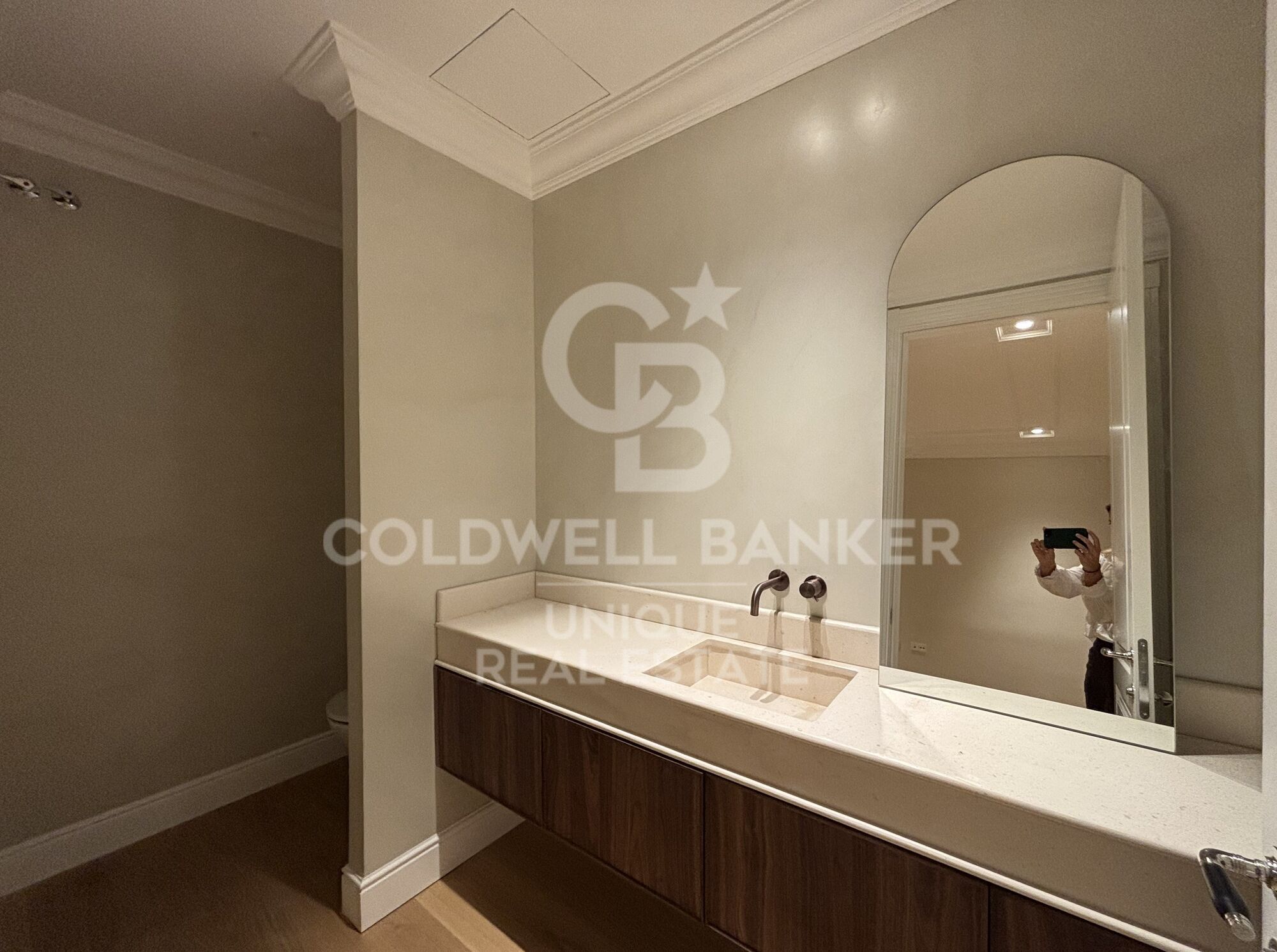 Exclusive home with terrace and classic charm, in Barrio de Salamanca, Madrid