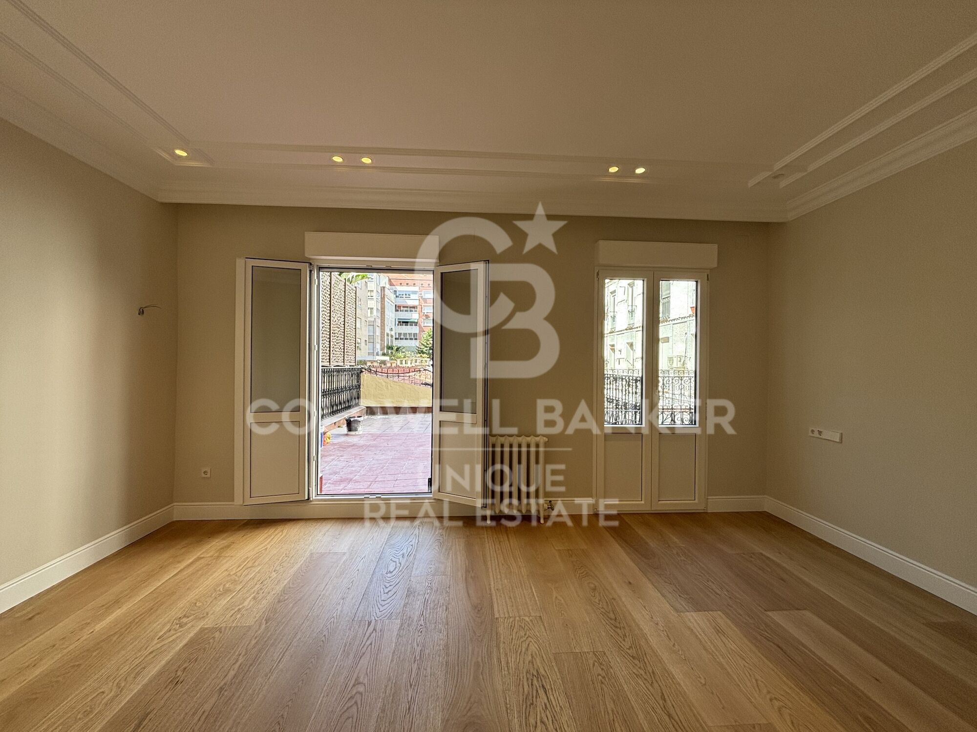 Exclusive home with terrace and classic charm, in Barrio de Salamanca, Madrid
