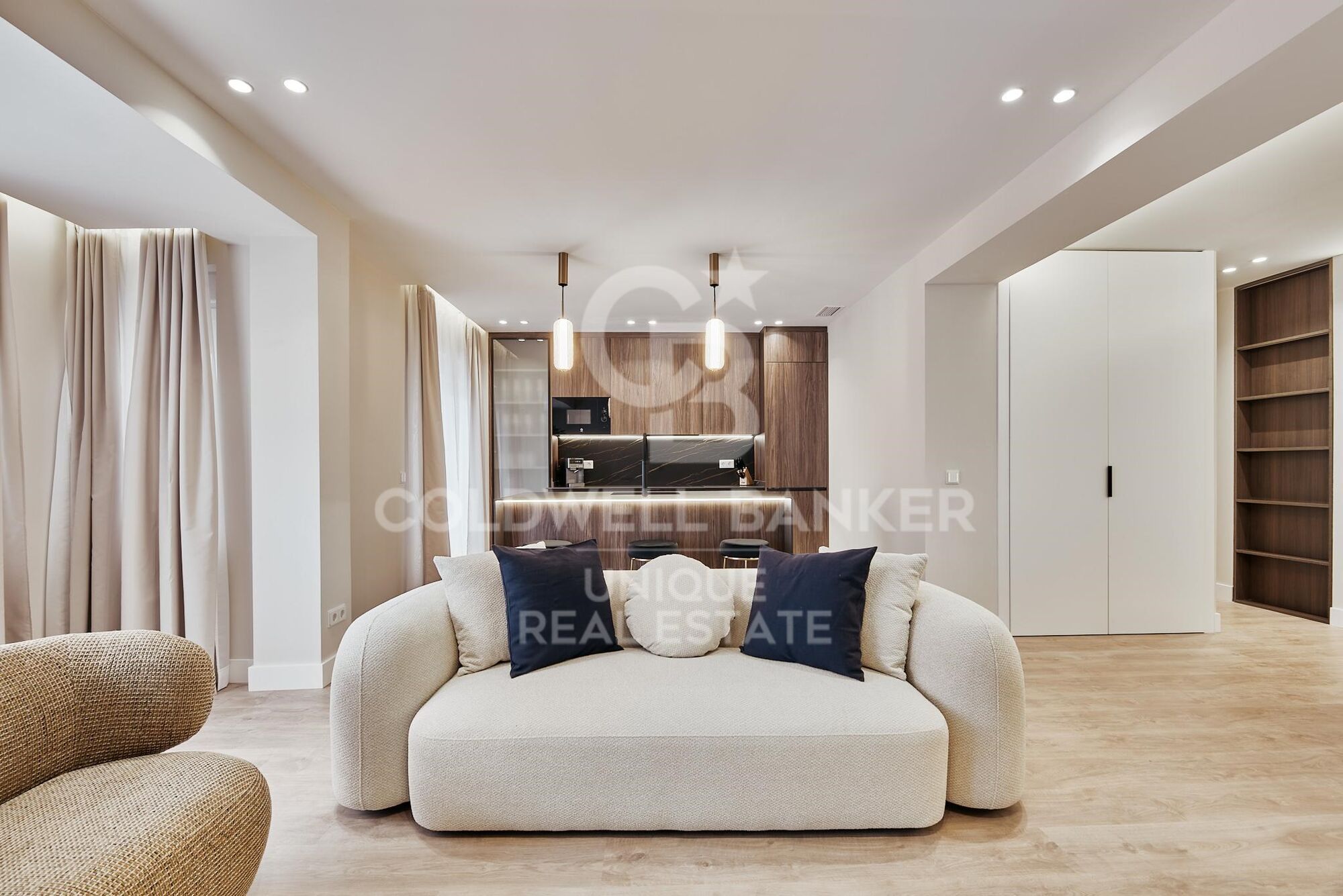 Renovated 4-Bedroom Apartment with Terrace in Lista, Madrid
