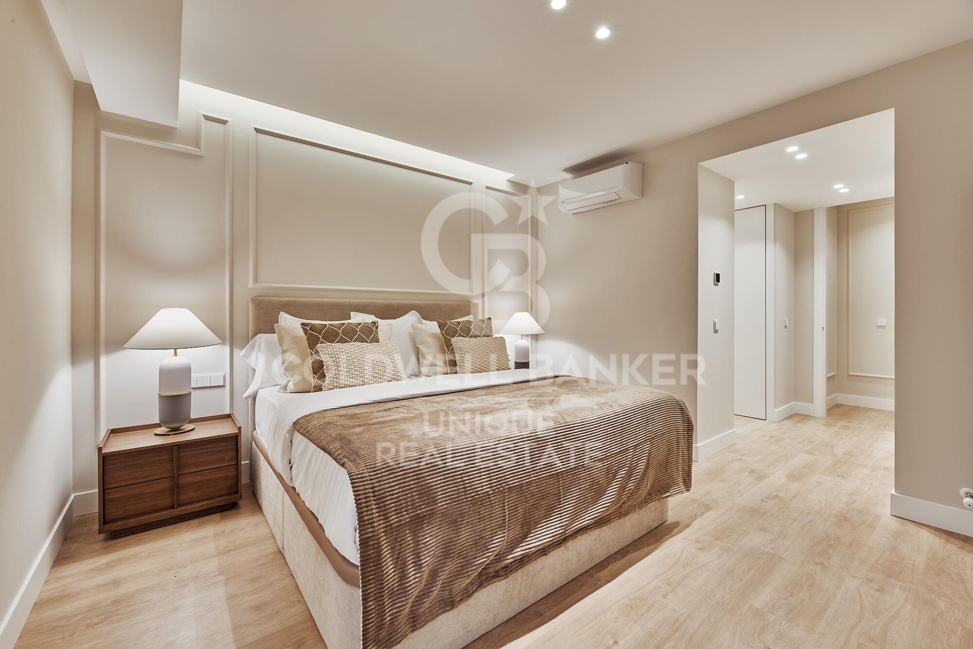 Renovated 4-Bedroom Apartment with Terrace in Lista, Madrid