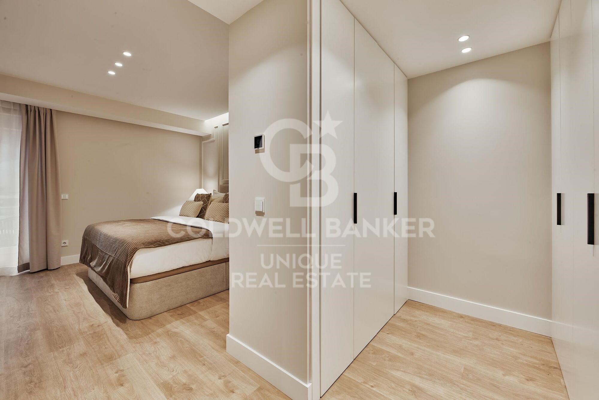 Renovated 4-Bedroom Apartment with Terrace in Lista, Madrid