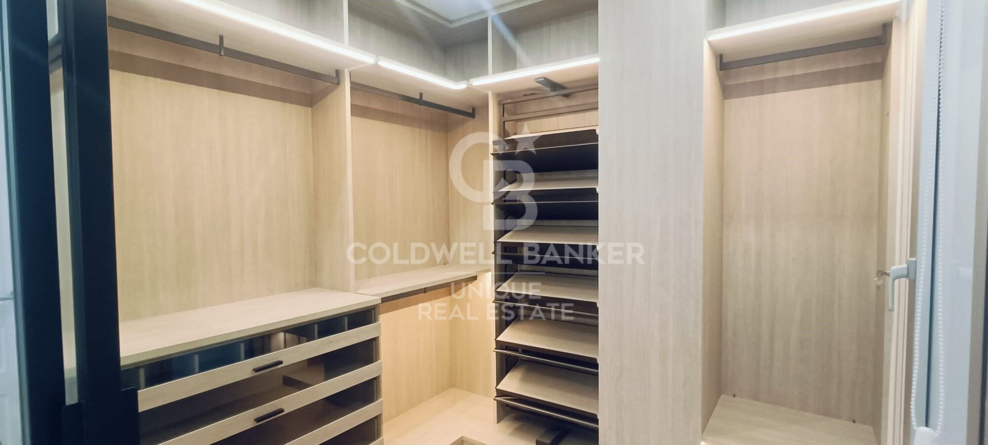 3-Bedroom Apartment with Two Terraces on Velázquez