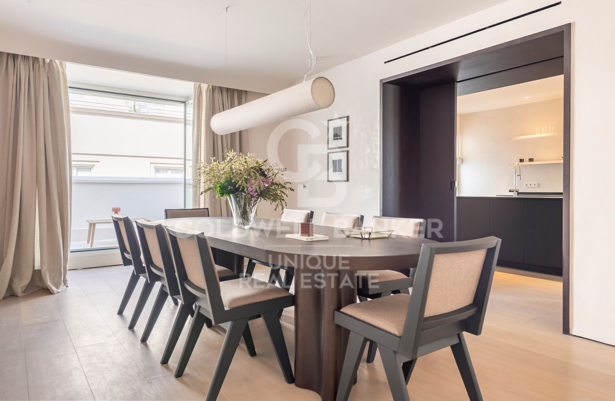 Duplex Penthouse with Terrace and Private Parking in Cortes