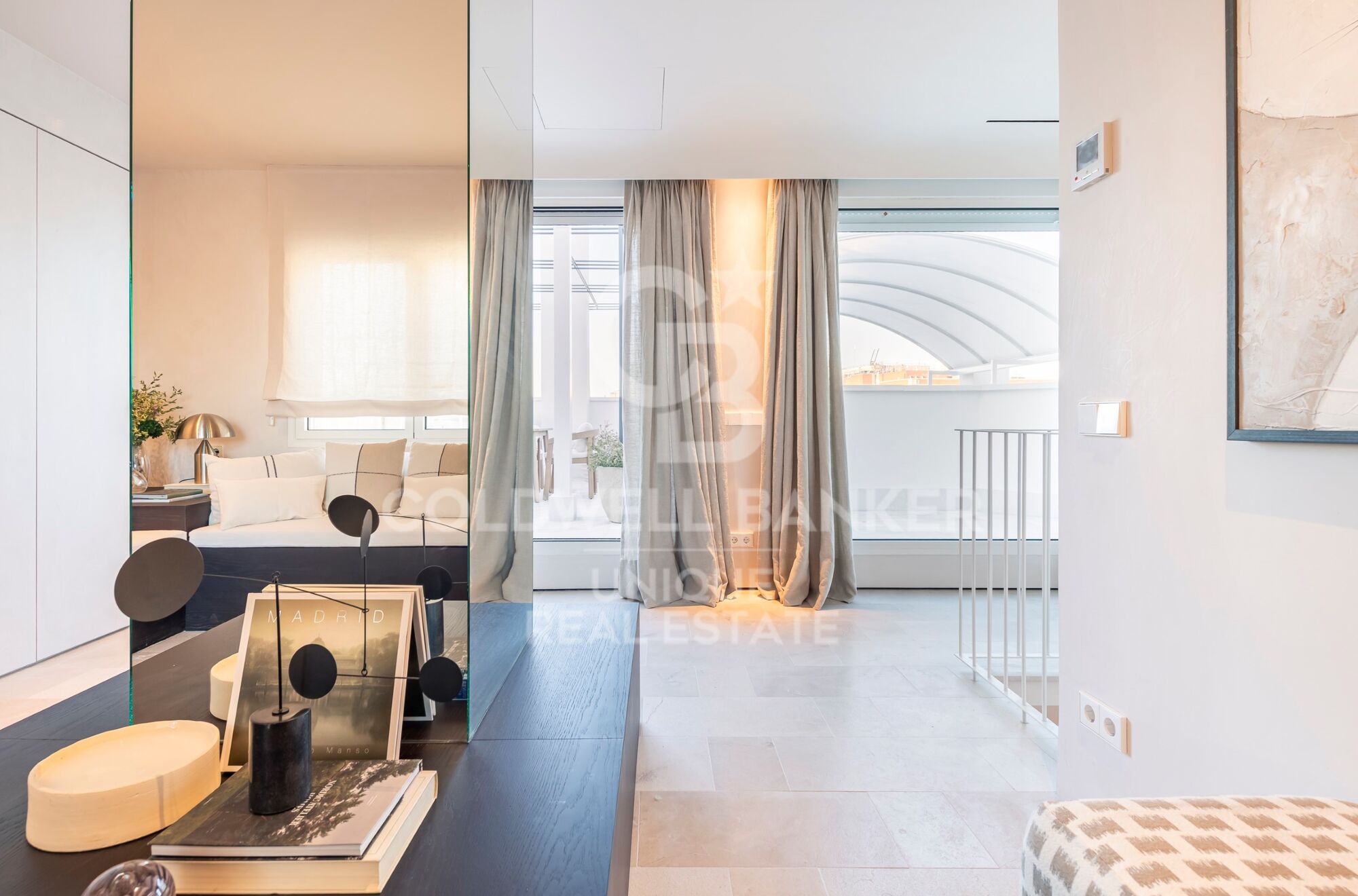Duplex Penthouse with Terrace and Private Parking in Cortes