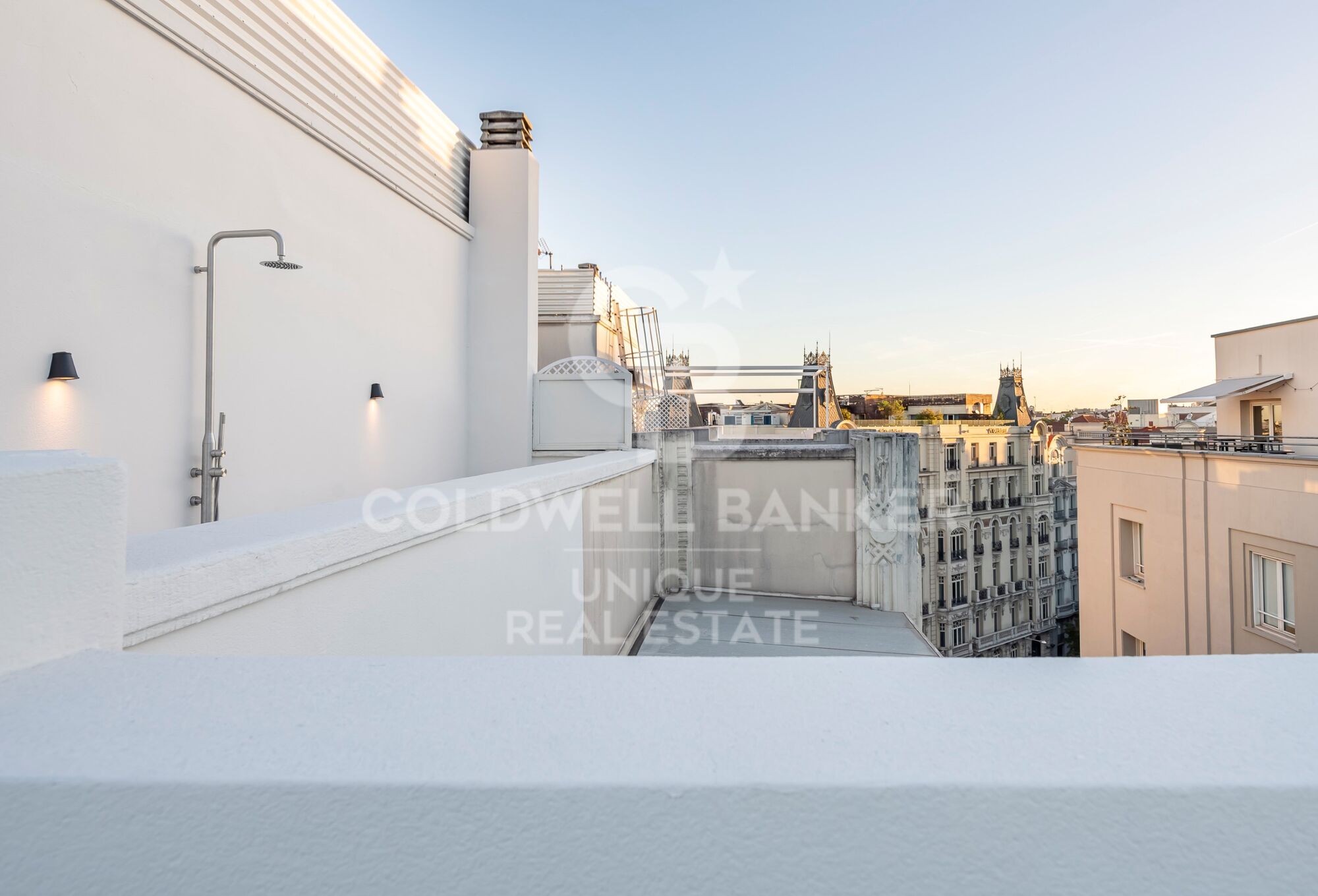 Duplex Penthouse with Terrace and Private Parking in Cortes