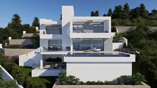 Luxury 3 bedroom villa with sea views in Cumbre del Sol