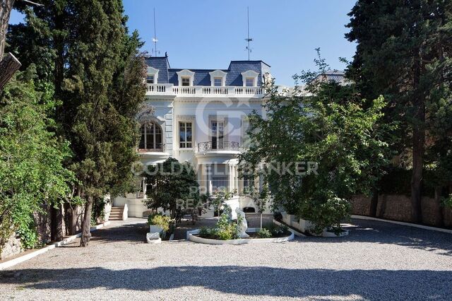 Palais néoclassique exclusif à vendre à Pedralbes