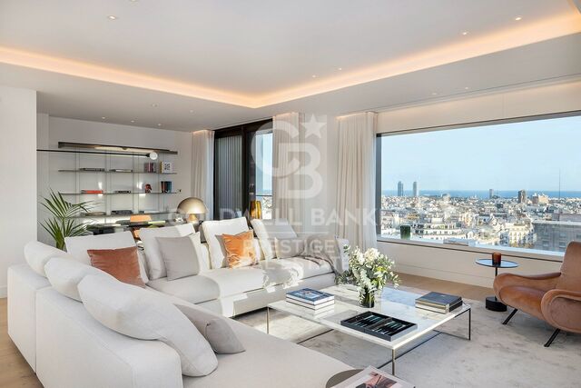 Three bedroom flat for sale in Mandarin Oriental Residences