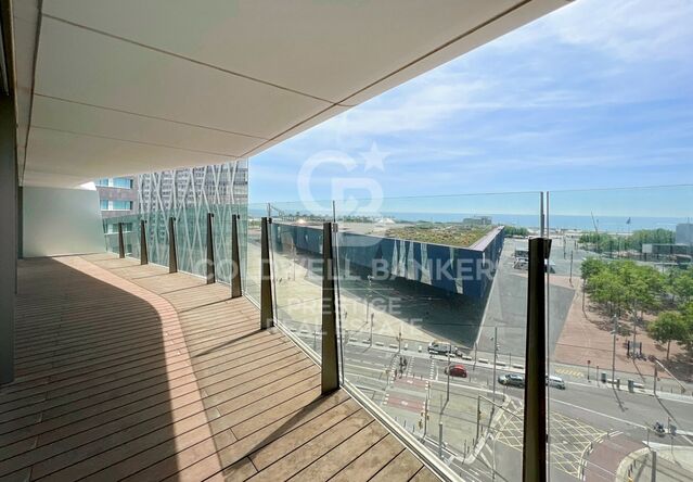 Appartement récent à vendre avec vue sur la mer sur la Diagonale.