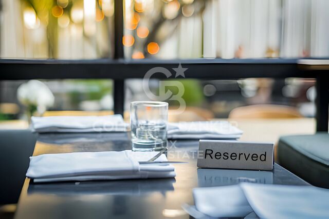 Restaurant en première ligne de mer à L'Escala, Costa Brava