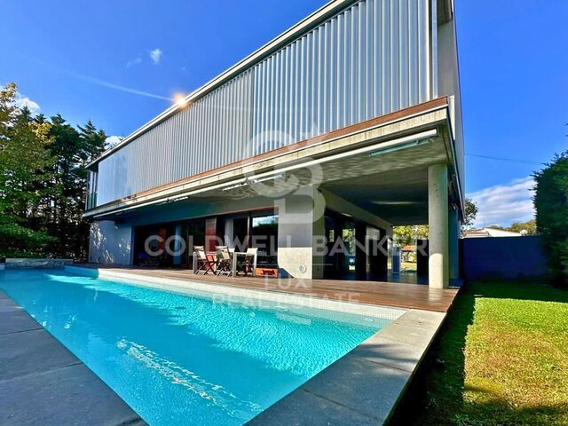 Maison de luxe avec piscine dans le centre ville de Figueres, Alt Empordà