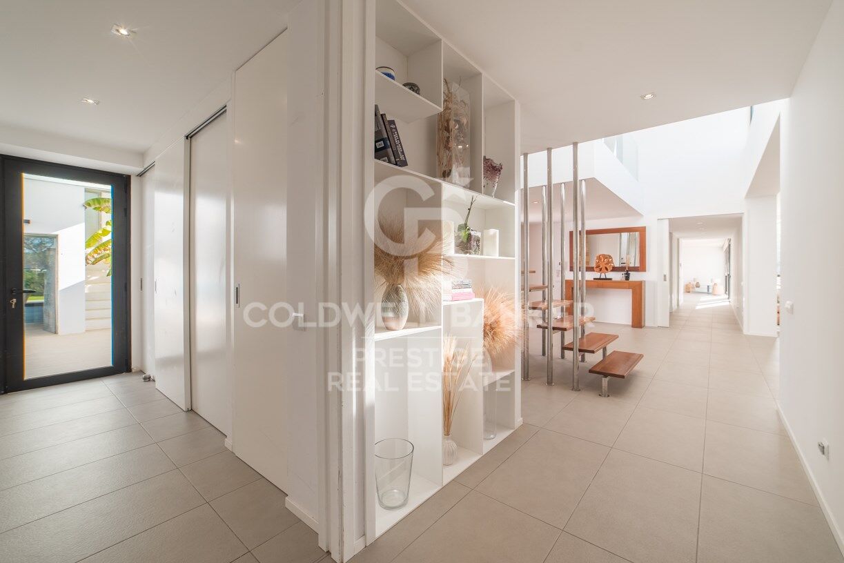 Villa Moderna Benimussa