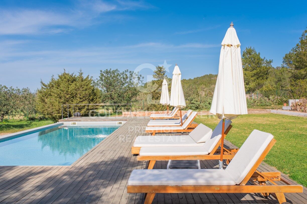 Villa Moderna Benimussa