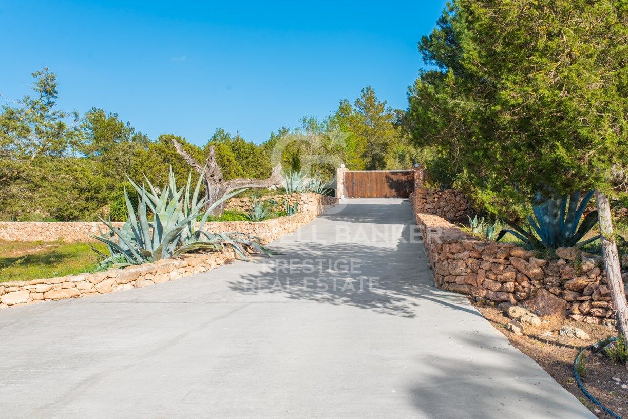 Villa Moderna Benimussa