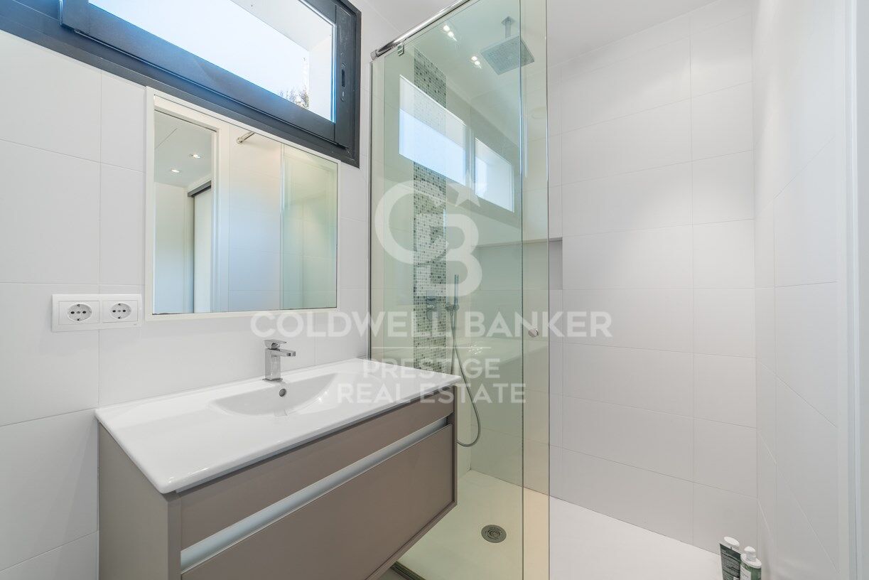 Villa Moderna Benimussa