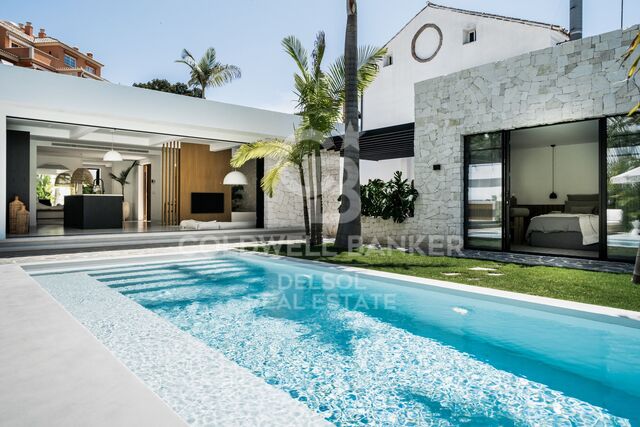 Chic Balinese inspired Villa within walking distance to Puerto Banus