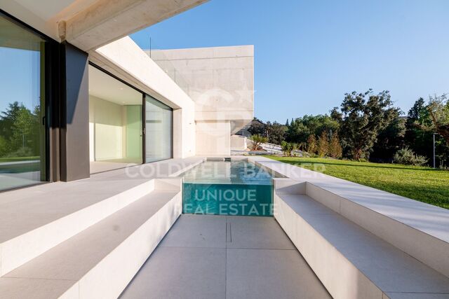 Luxury Villa in Las Rozas Golf Club in Madrid