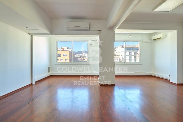 Spacious apartment just a few steps from La Pedrera and Paseo de Gracia