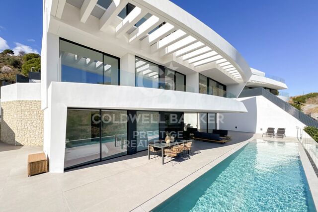 Luxury modern house for rent in Barcelona (Cuidad Diagonal)