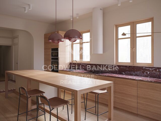 Newly renovated flat for sale in Barcelona