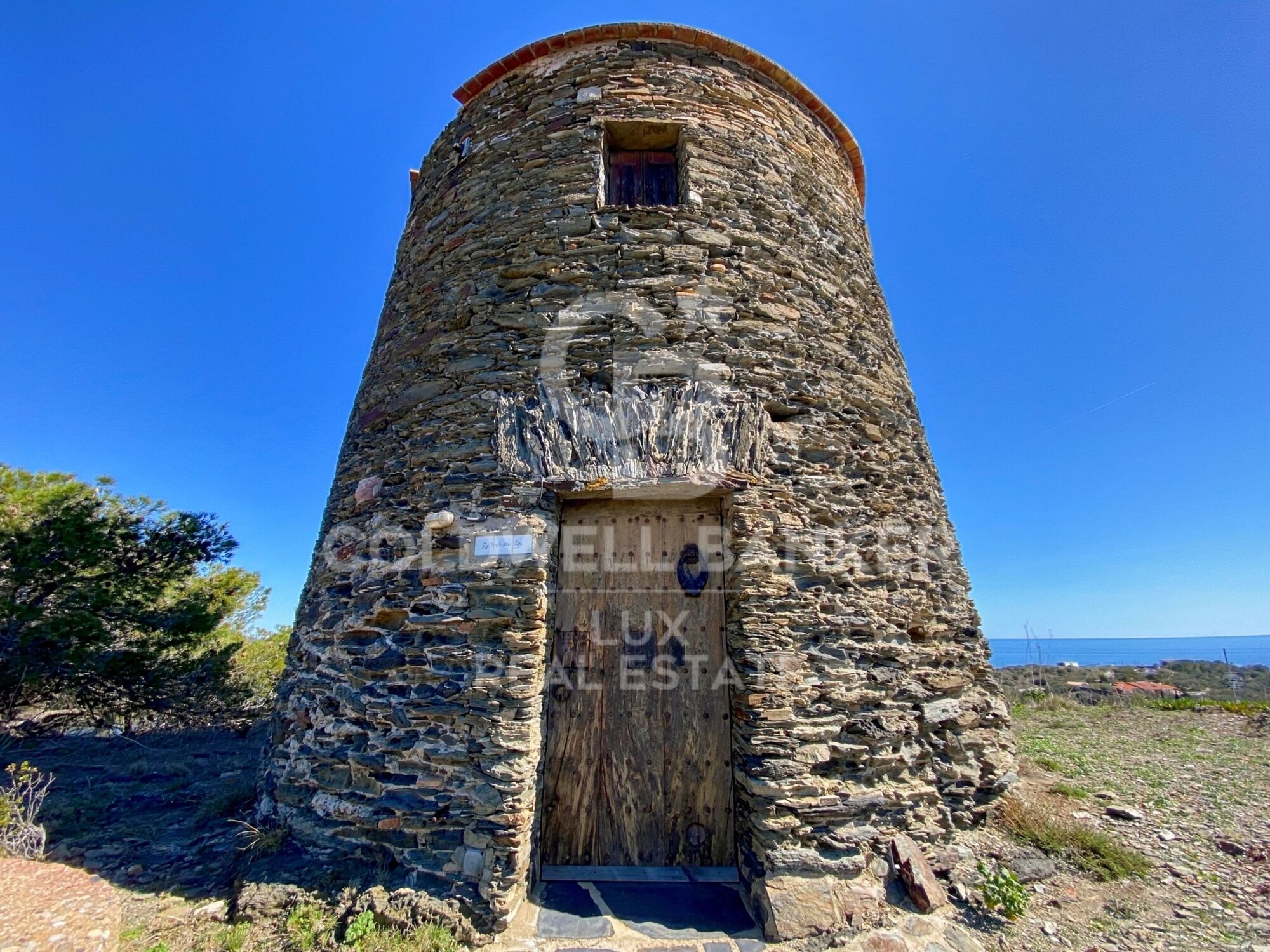 Propiedad en primera línea de mar en Cadaqués con vistas al mar, única en Europa