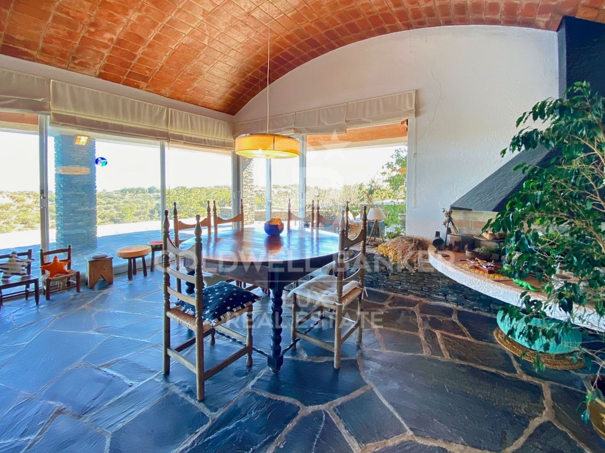 Propiedad en primera línea de mar en Cadaqués con vistas al mar, única en Europa