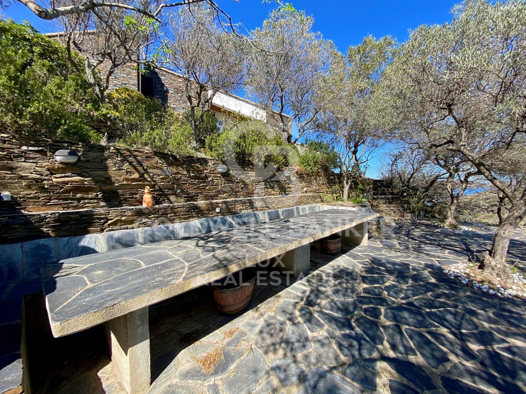 Propiedad en primera línea de mar en Cadaqués con vistas al mar, única en Europa