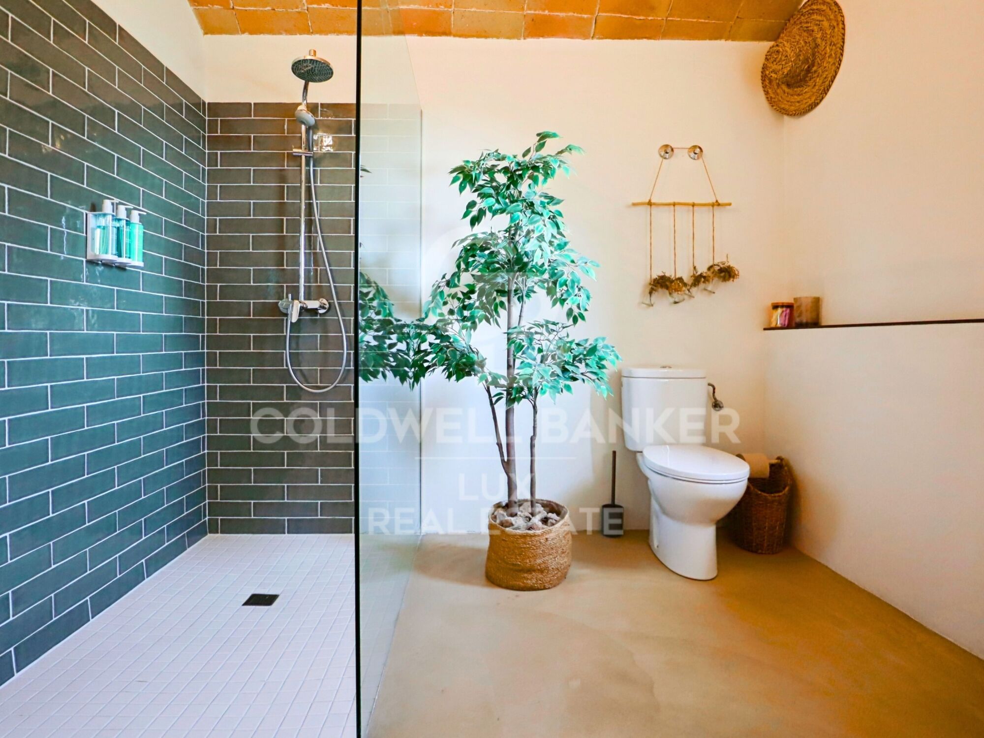 Magnífica propiedad enclavada en Montnegre, cerca de Gerona