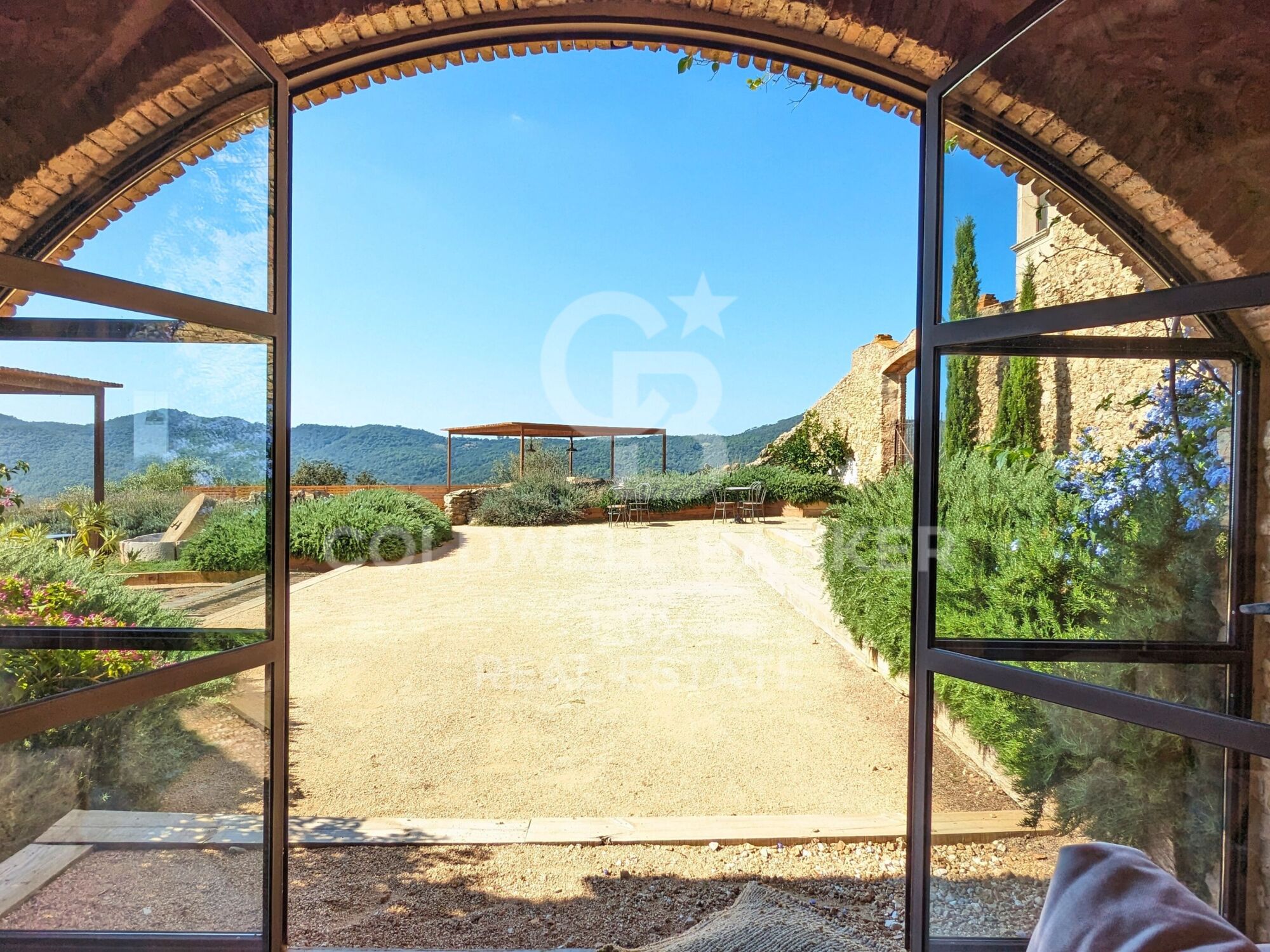 Magnífica propiedad enclavada en Montnegre, cerca de Gerona
