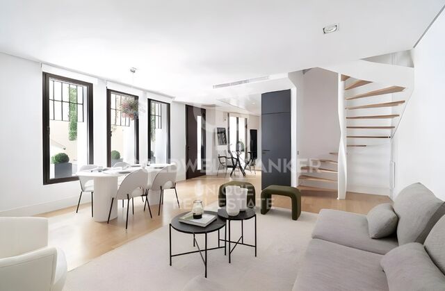 Duplex with terrace for sale in Alfonso XII, Jerónimos, Madrid