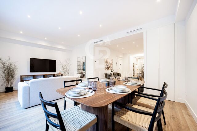 Luxury flat with terrace for sale in the Goya neighbourhood, Madrid