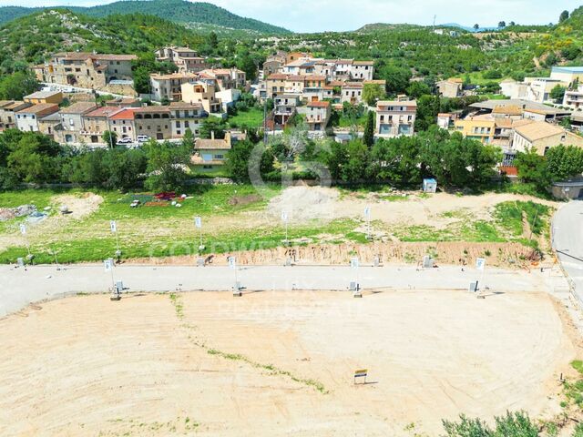 5 parcelas para la construcción de 5 a 10 casas en Biure