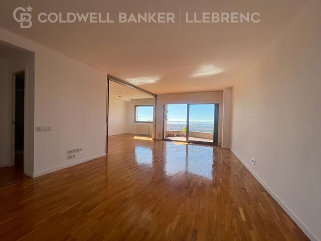 Wonderful apartment for rent in the heart of Vallvidrera, with stunning views of Barcelona