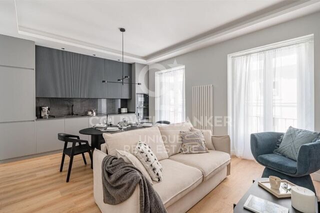 Splendid flat for sale in Sol, Madrid