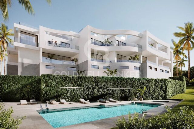 Unique south facing townhouses with beautiful panoramic sea views and breathtaking sunsets in Riviera del Sol Mijas.